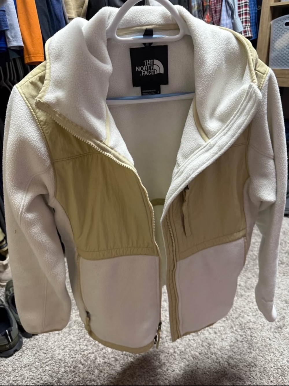 The North Face Women’s Cream & Tan Fleece Jacket